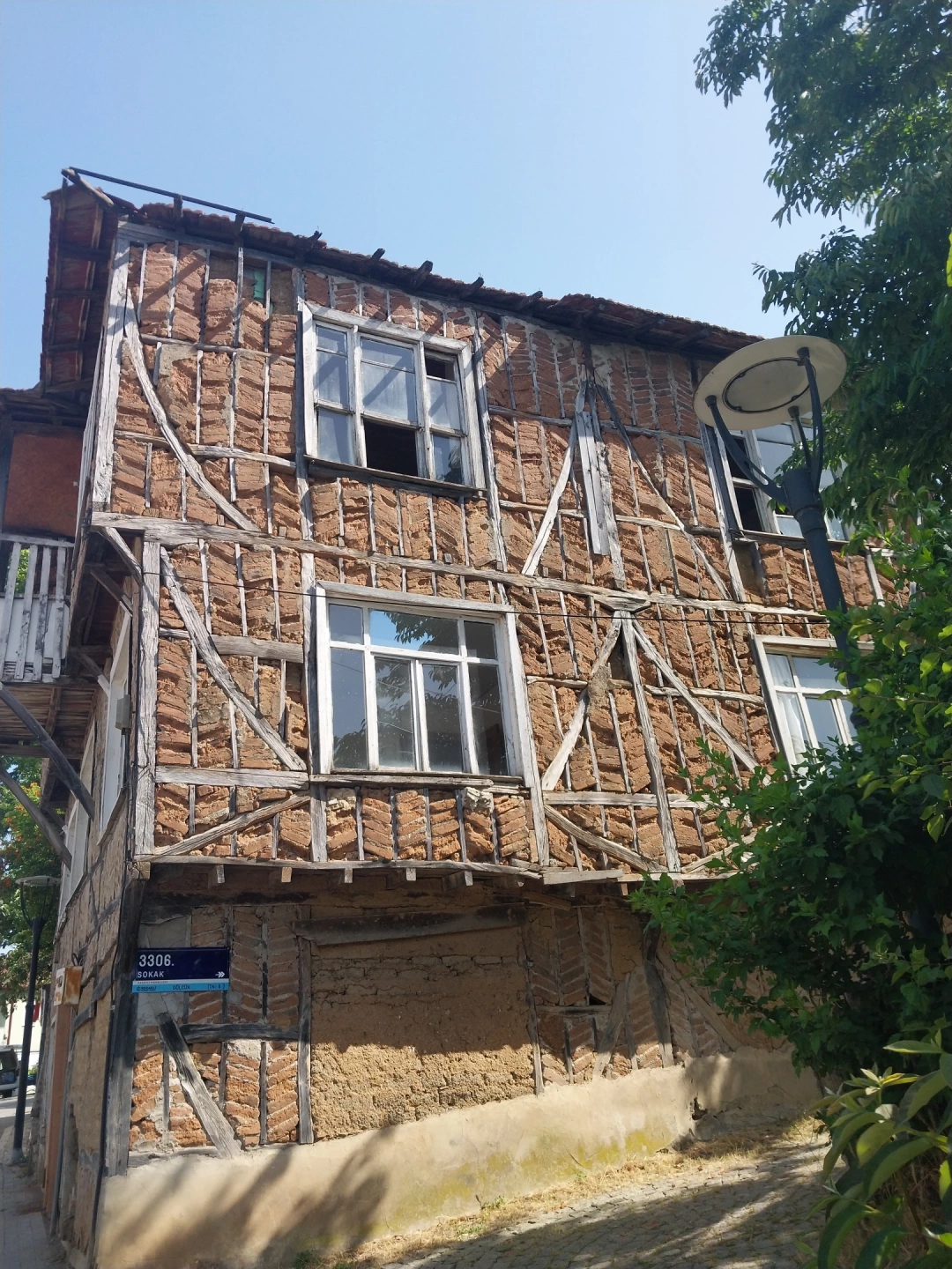 golcuksaraylikoyu / 14846