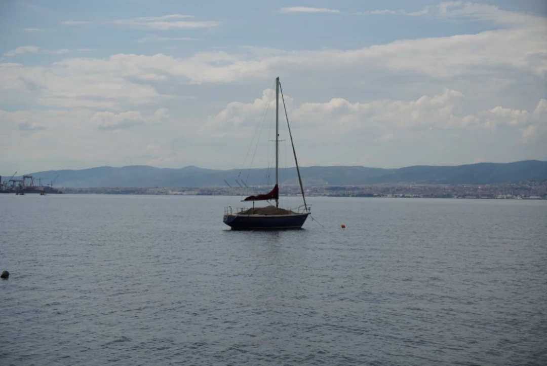 izmit-kocaeli-carsi-kolordu-orduevi-heykel-sekapark-halkevi-deniz-sahil-gokyuzu-sevdamizkocaeli / 8402