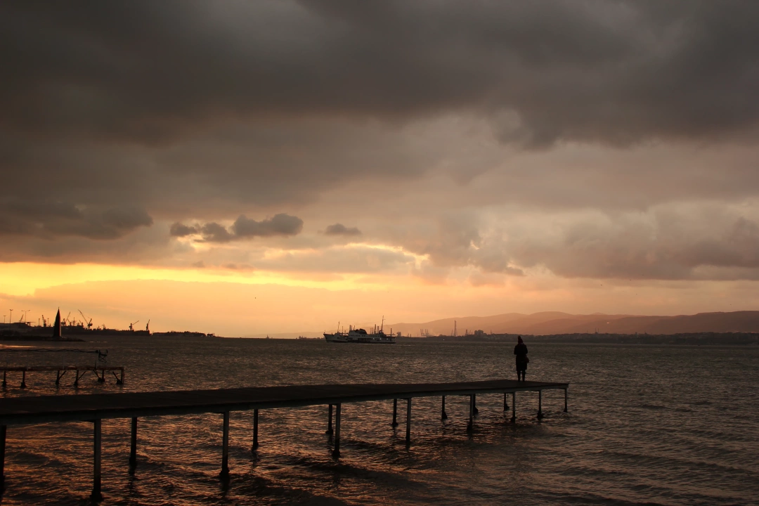 kavakli-sahil-kavakli-sahil-deprem-anit-tersane-bulut-deniz / 3562