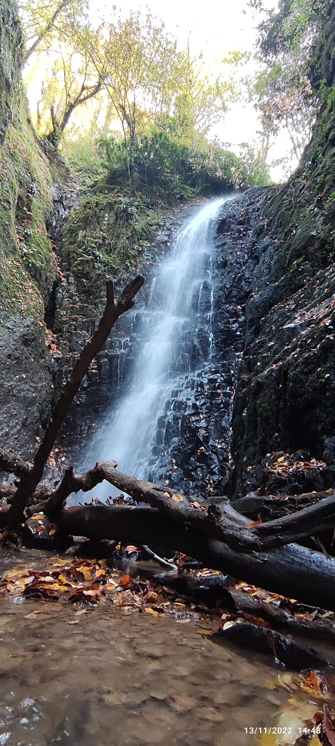 golcuk-nuzhetiye-selalesi-mutlusehirkocaeli / 1380