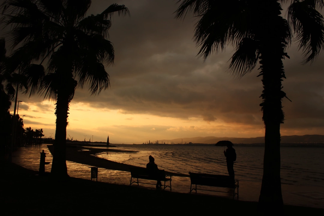 kavakli-sahil-kavakli-sahil-deprem-anit-tersane-bulut-deniz / 3561