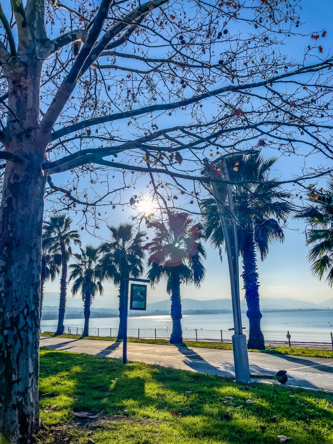 izmit-deniz-sahil-gokyuzu-kocaeli-kis-sonbahar-saatkulesi-heykel-kartepe / 7666