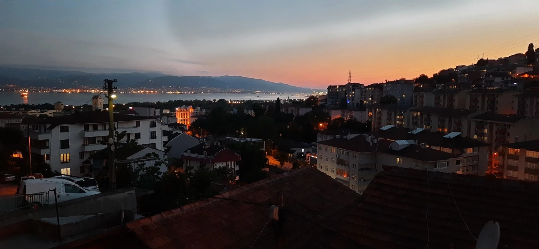 izmit-turgut-mahallesi / 5077