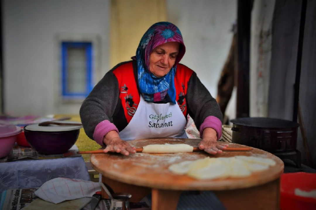 golcuk-sarayli-da-gozlemeci-abla / 9257