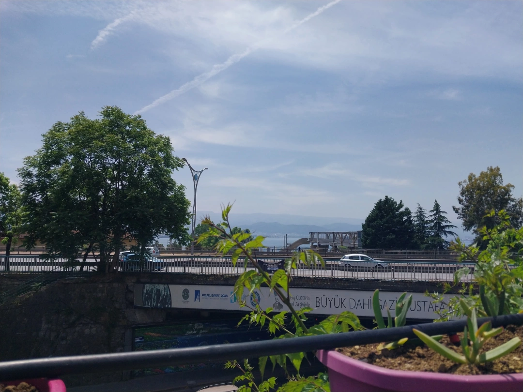 kocaeli / 13735
