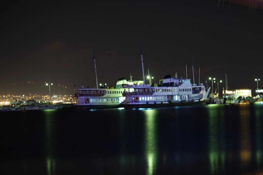 izmit-kocaeli-carsi-kolordu-orduevi-heykel-sekapark-halkevi-deniz-sahil-gokyuzu-sevdamizkocaeli / 8335