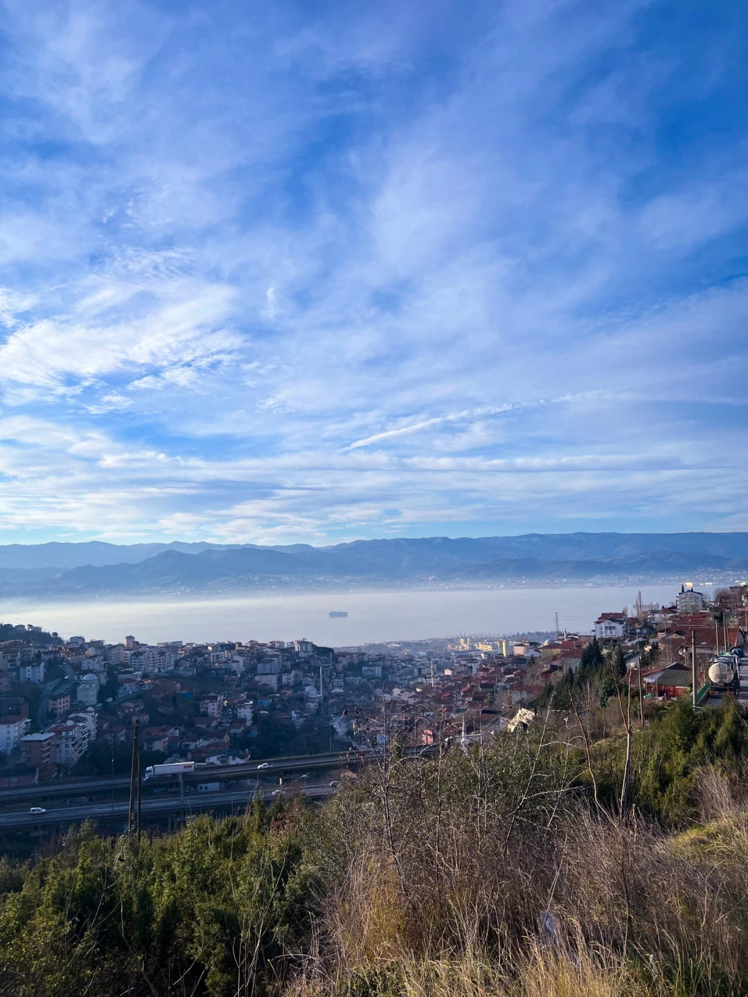 izmit-tepeleri-cumartesi-sabahi / 8764