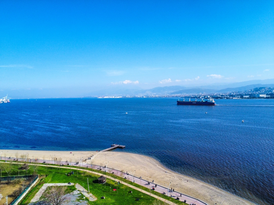 korfez-sahil-drone / 15573