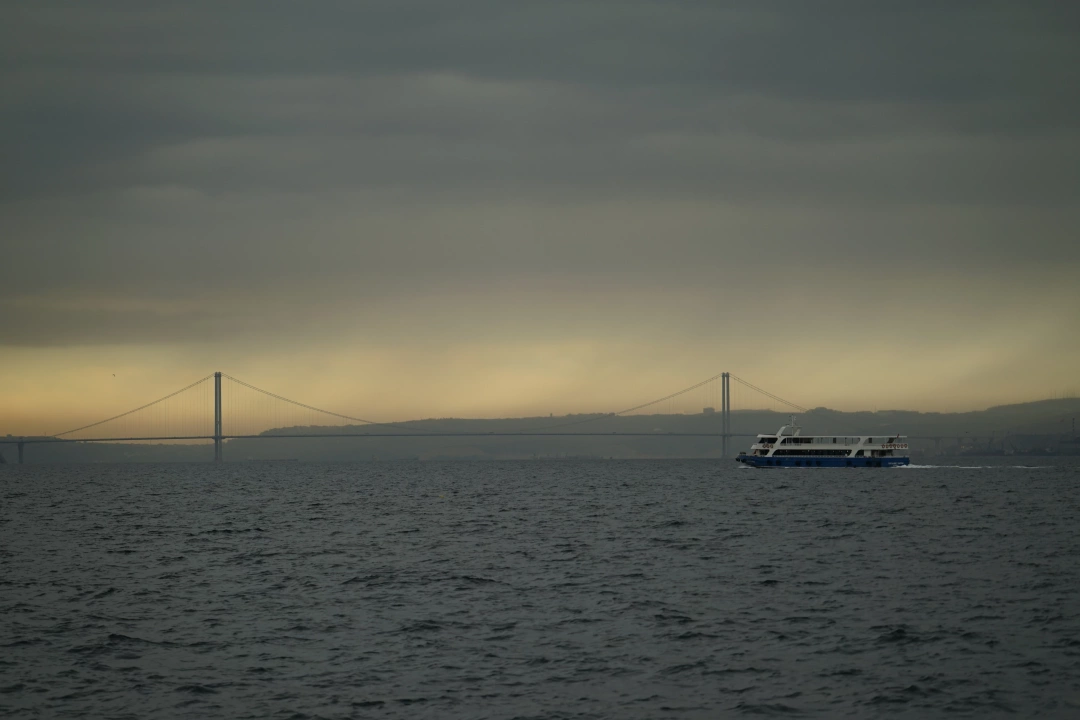 izmit-kocaeli-carsi-kolordu-orduevi-heykel-sekapark-halkevi-deniz-sahil-gokyuzu-sevdamizkocaeli / 8391