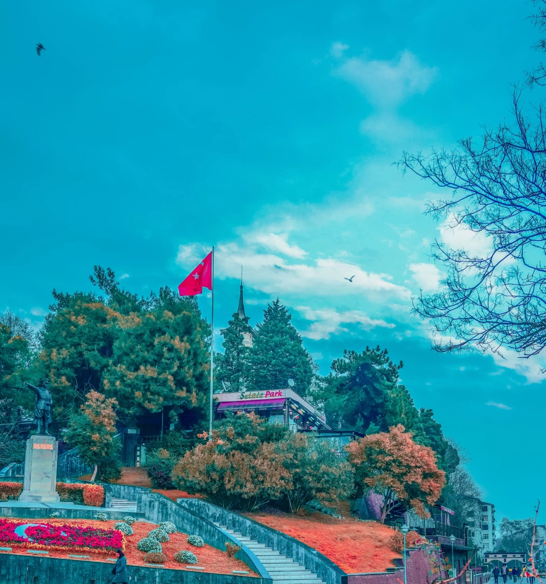 izmit-kocaeli-halkevi-heykel-muze-saatkulesi / 2742