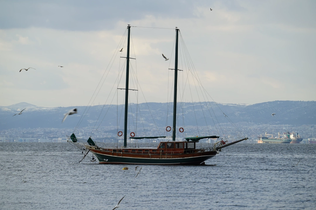 izmit-kocaeli-carsi-kolordu-orduevi-heykel-sekapark-halkevi-deniz-sahil-gokyuzu-sevdamizkocaeli / 8398