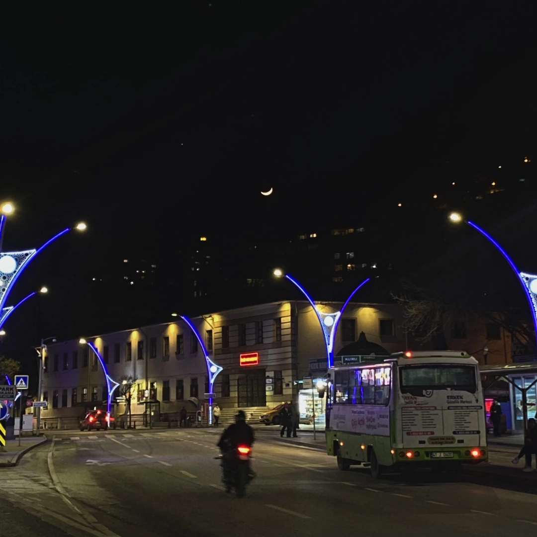 cumhuriyet-parki / 13039