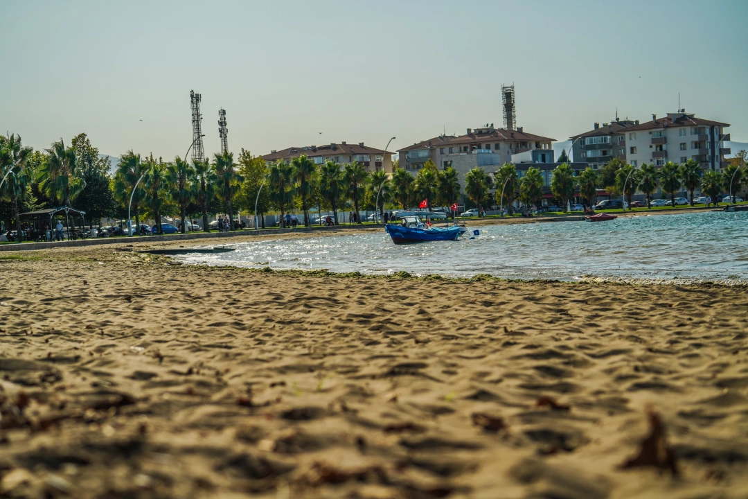izmit-kocaeli-sahil-deniz-orduevi-izmitcarsi-kolordu-sekapark-heykel-basiskele-yuvacik-kocaeli / 4383