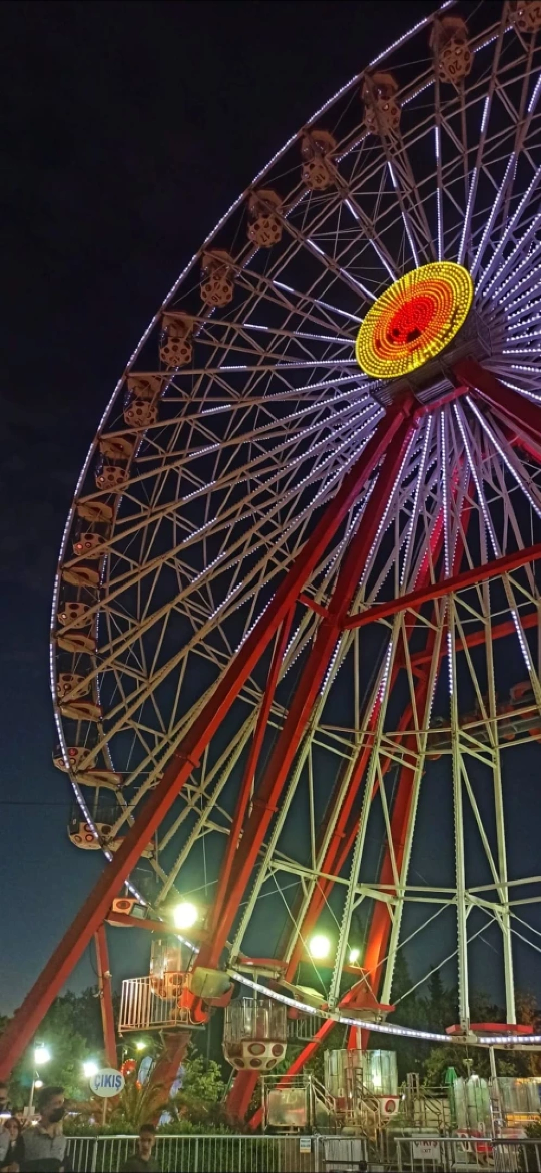 sevdamizkocaeli-izmit-lunapark-sehrinisiklari-eglence-korfezgunesi-donmedolap / 3639