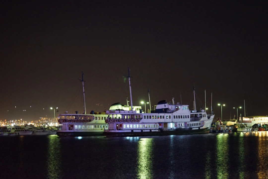 izmit-kocaeli-carsi-kolordu-orduevi-heykel-sekapark-halkevi-deniz-sahil-gokyuzu-sevdamizkocaeli / 8338