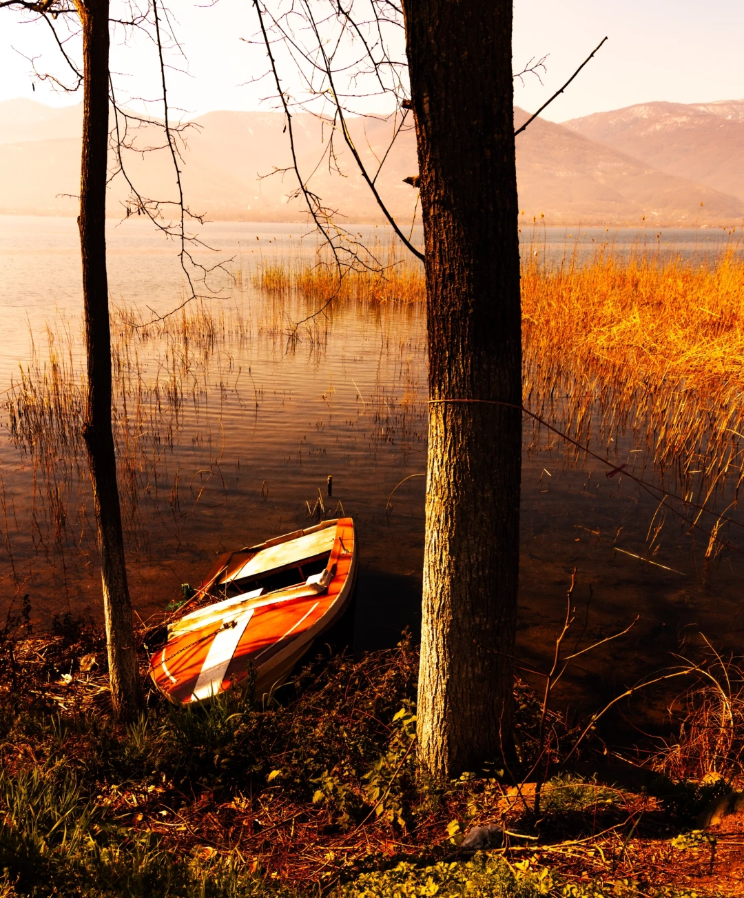 kayik-sandal-gol-manzara / 9315