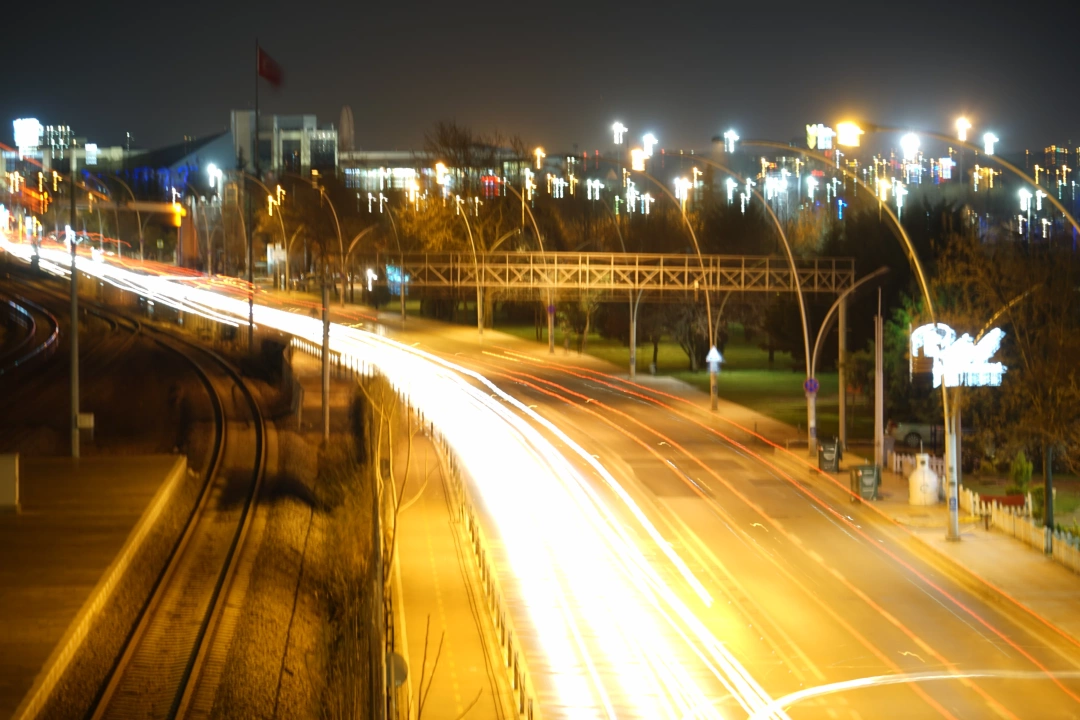 kocaeli-izmit-carsi-gar-tren-tranway-heykel-kolordu-orduevi-sekapark-marina-sahil-deniz-turkey-travel-photos-voyage-trip / 8106