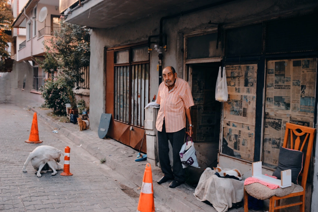 beni-gazeteci-sanan-amca-izmit / 7106