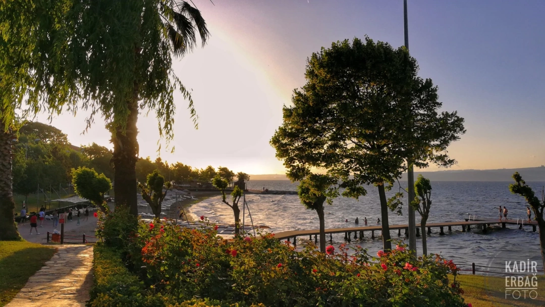 altinkemer-plaji-karamursel-kocaeli-foto-kadir-erbag / 15306