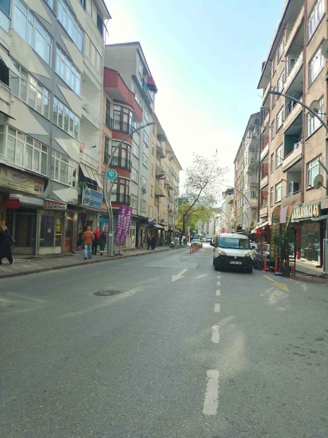 izmit-mesleki-ve-teknik-anadolu-lisesine-giderken-kocaeli-izmit-yol / 8467