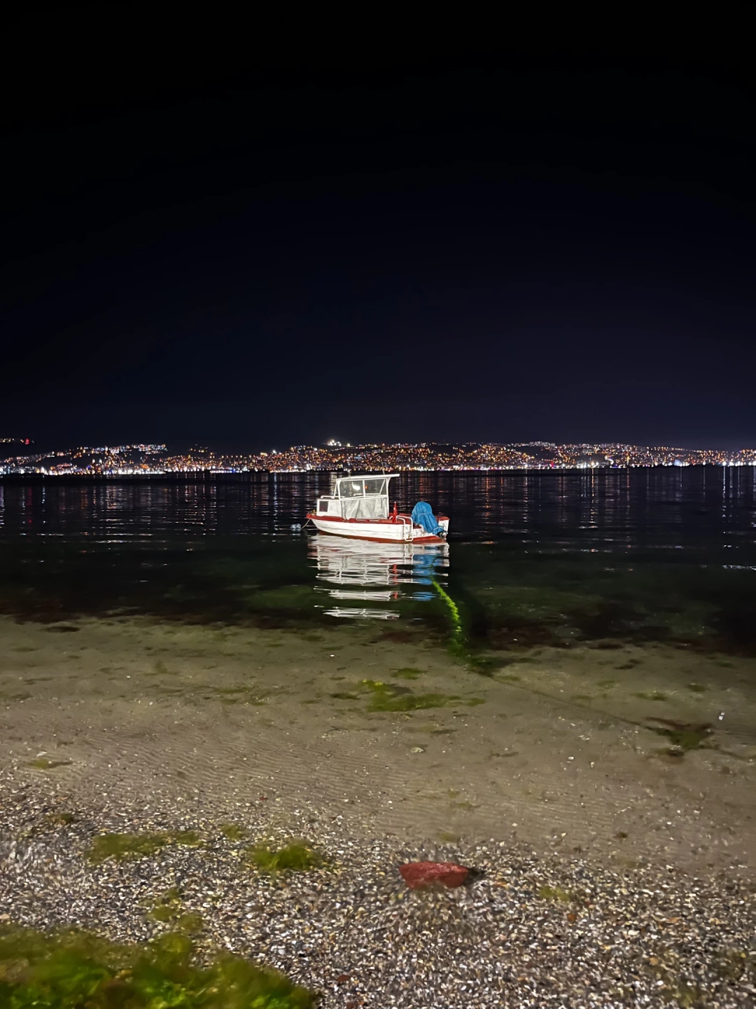 basiskele-sahil-gece-sahil-deniz-kumsal / 5301