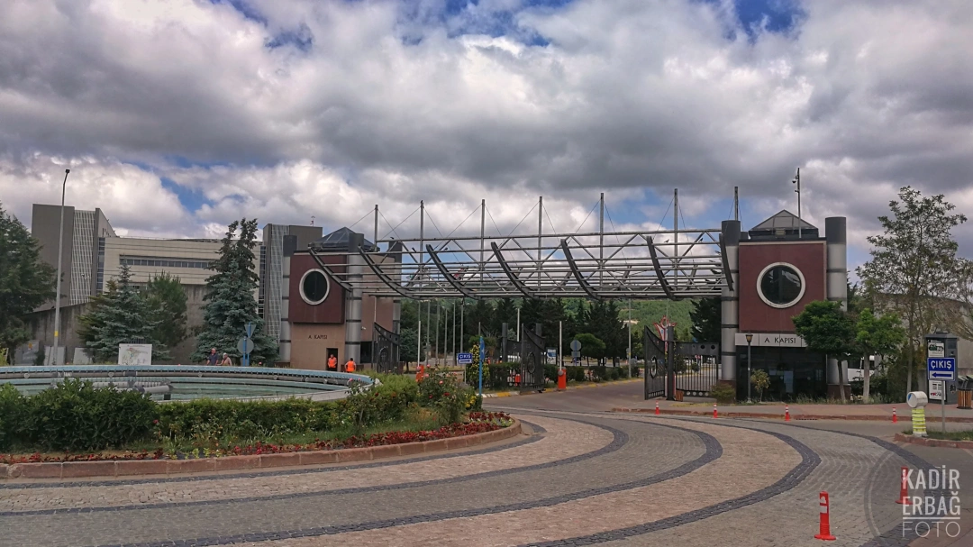kocaeli-universitesi-umuttepe-izmit-kocaeli-foto-kadir-erbag / 15114
