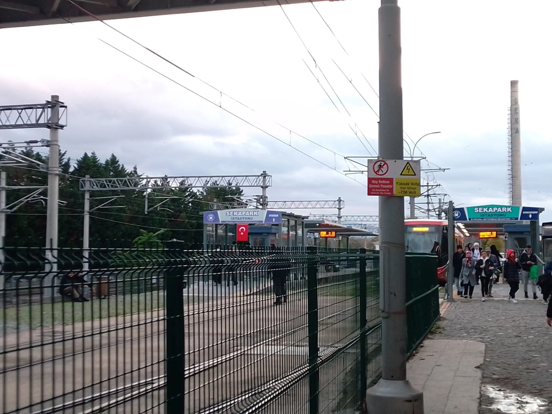 sekapark-tramvay-duragi-sekapark-tramvay-ulasim-kocaeli / 7858