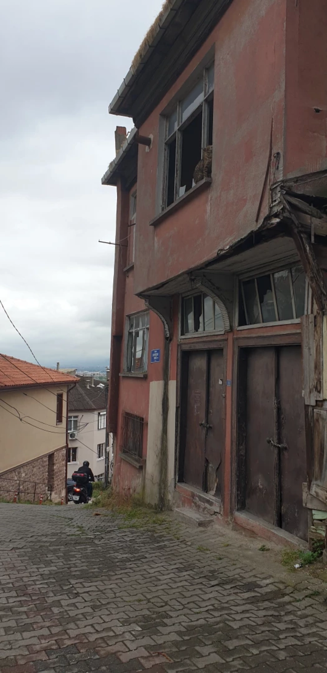 kapanca-sokak / 11258