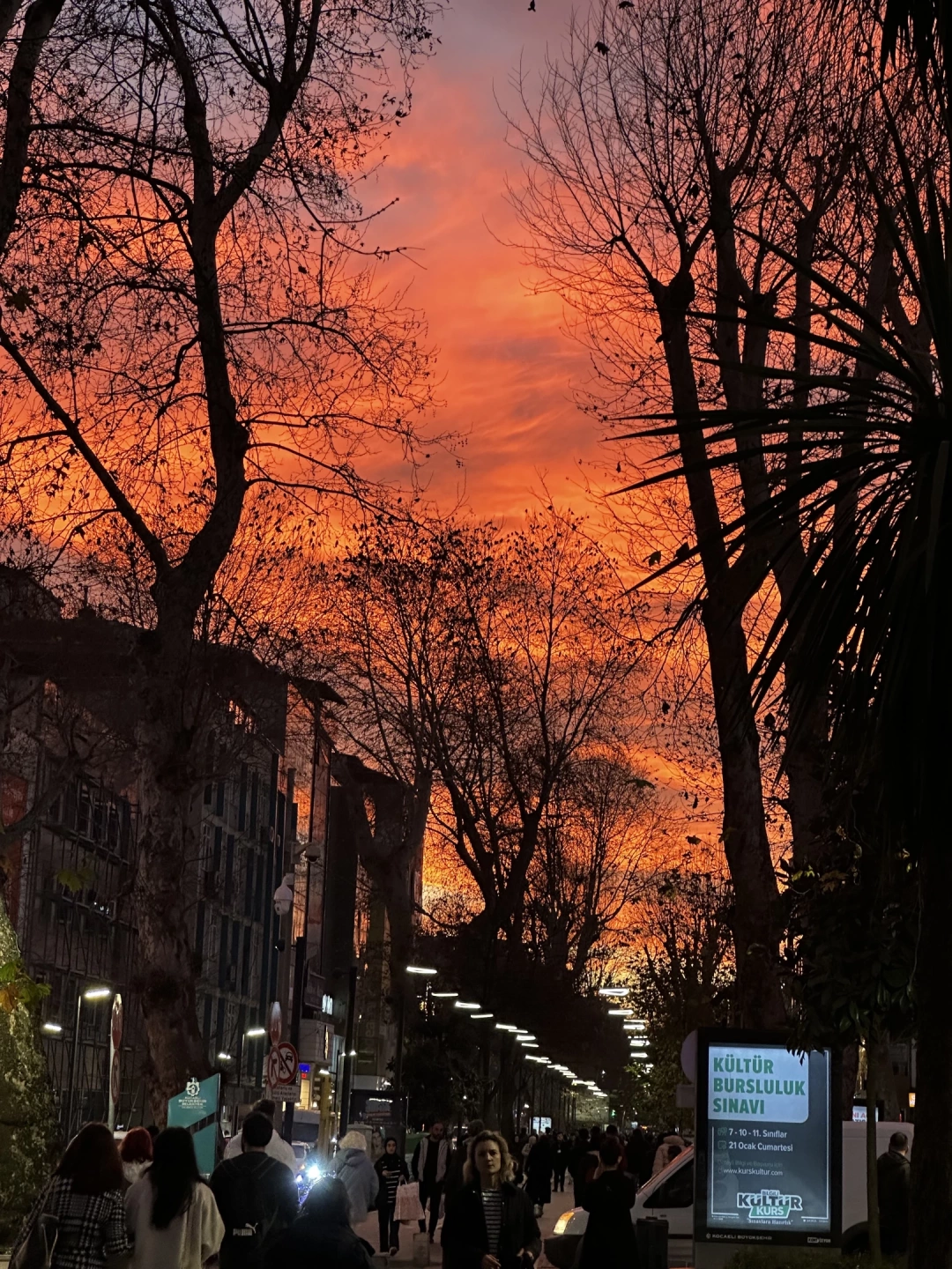 izmit-carsi-da-gunbatiyor / 7299