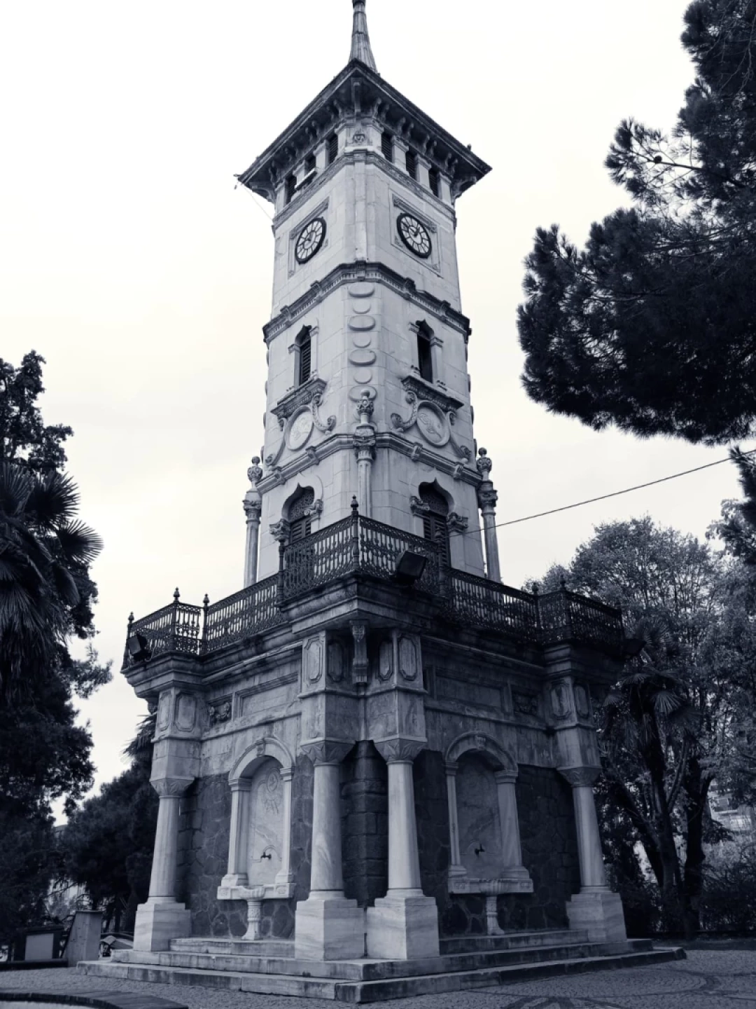 izmit-saatkulesi-reflection-kocaeli-halkevi-tarih-sevdamizkocaelikesfetizmit / 16278